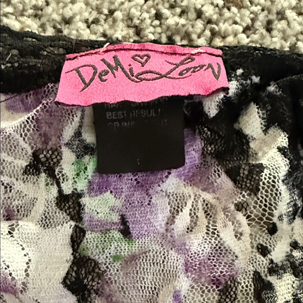 Floral Lace Trim Camisole Tank Top - Black & Purple - Picture 3 of 5